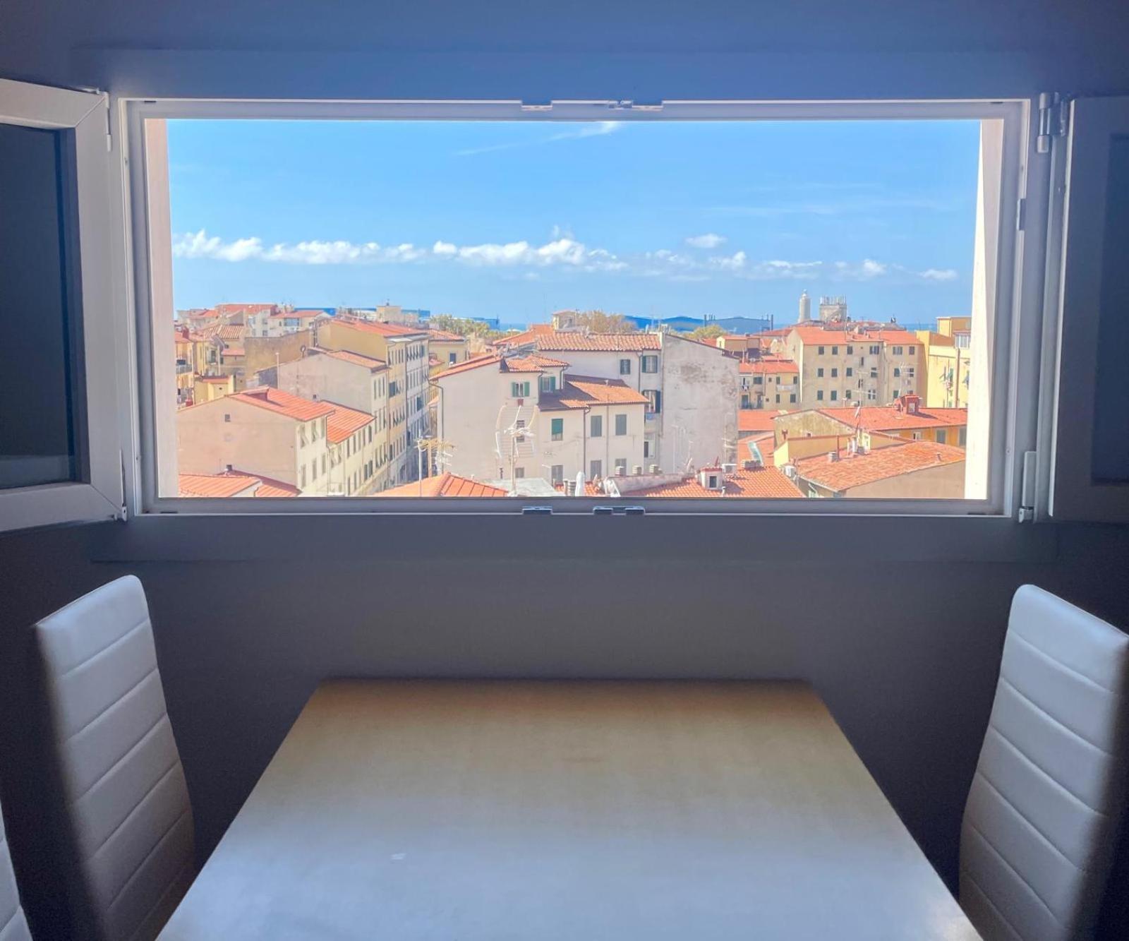 Ferienwohnung La Finestra Sul Porto Livorno Exterior foto